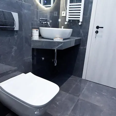 Athenian Comfort 1 Bd Apt Retreat Next To Panormou * Athens