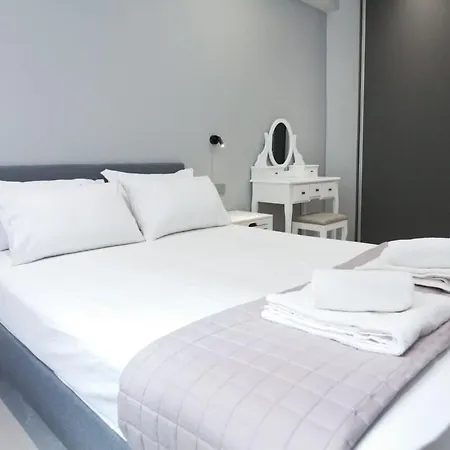 Athenian Comfort 1 Bd Apt Retreat Next To Panormou Apartment *