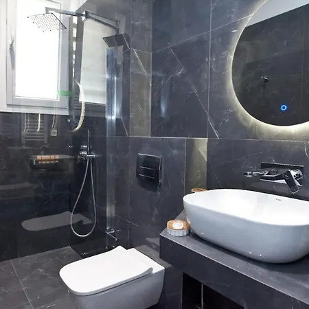 Athenian Comfort 1 Bd Apt Retreat Next To Panormou Apartment *